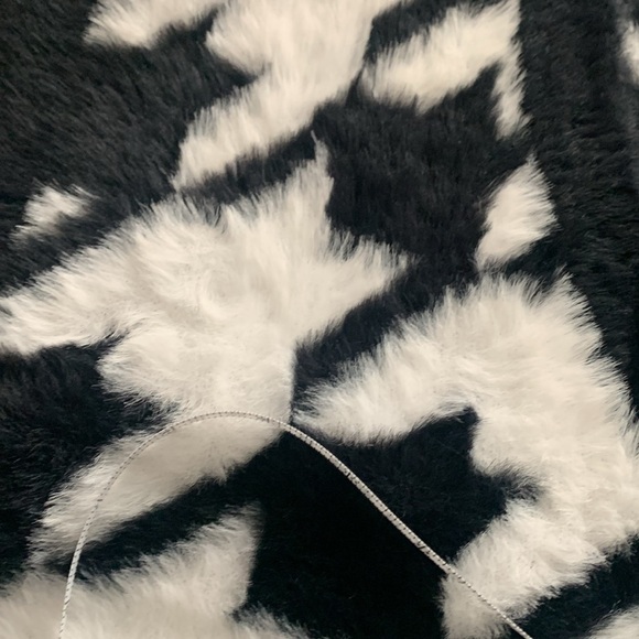 Adidas Oversized Black & White Checkered Vest, Small, NWOT - Picture 8 of 8